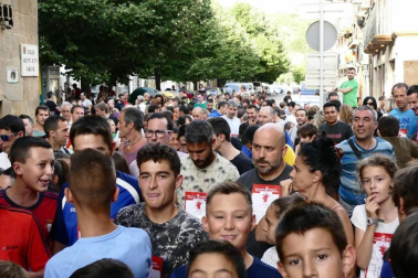 Fotos de la Carrera del Encierro de Estella que ha celebrado este miércoles su séptima edición.