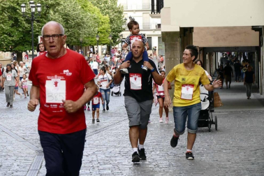 Fotos de la Carrera del Encierro de Estella que ha celebrado este miércoles su séptima edición.