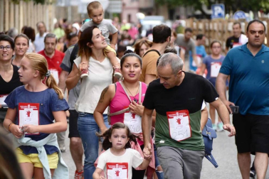 Fotos de la Carrera del Encierro de Estella que ha celebrado este miércoles su séptima edición.