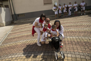 Fotos del cohete de fiestas de Beriáin Viejo 2019