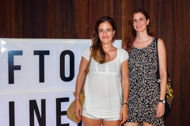 El ciclo cinematográfico RoofTop Cinema llegó a su fin el pasado 25 de julio con la proyección, en la Terraza de Baluarte, de la cinta 'Moon' (Duncan Jones, 2009). Hasta esta 'sala de cine' se acercaron grandes y pequeños con muchas ganas de disfrutar de su afición por el cine en un ambiente diferente y especial.