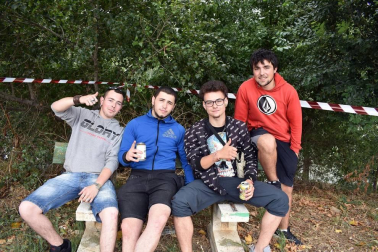 El pasado sábado 27 de julio se celebró en el Polígono Industrial del Ramal la IV Edición del Slalom de Lodosa, prueba en la que tomaron parte 23 pilotos que hicieron las delicias del numeroso público apostado en las calles del polígono lodosano. Velocidad y entretenimiento en una jornada tan deportiva como lúdica.