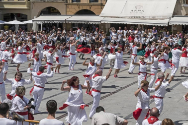La asociación que lleva su nombre rindió un homenaje póstumo a Francisco Beruete que reunió a sus familiares.