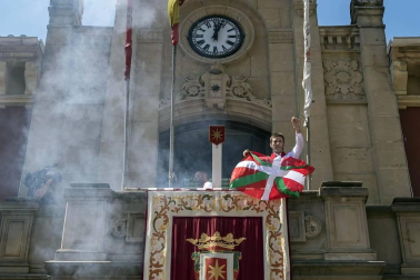 Fotos del cohete de fiestas de Estella 2019