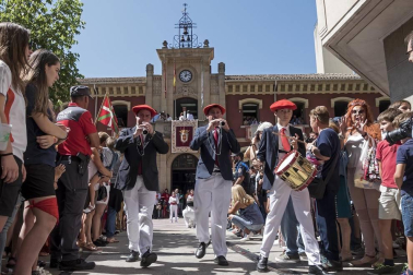 Fotos del cohete de fiestas de Estella 2019
