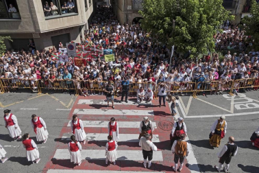 Fotos del cohete de fiestas de Estella 2019
