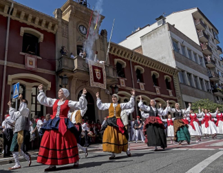 Fotos del cohete de fiestas de Estella 2019