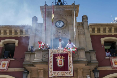 Fotos del cohete de fiestas de Estella 2019