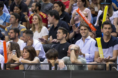 Más de 10.000 aficionados se citaron en el pabellón pamplonés para ver la victoria por 78-70 de la selección española en el arranque de la gira de preparación del Mundial de China 2019.