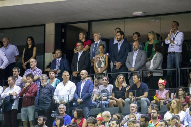 Más de 10.000 aficionados se citaron en el pabellón pamplonés para ver la victoria por 78-70 de la selección española en el arranque de la gira de preparación del Mundial de China 2019.