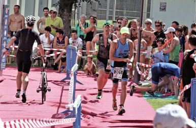 La veterana Nuria Rodríguez y Mikel Goitisolo, segundo el pasado año, vencieron en elite
