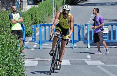 La veterana Nuria Rodríguez y Mikel Goitisolo, segundo el pasado año, vencieron en elite