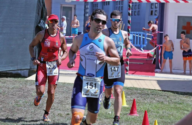 La veterana Nuria Rodríguez y Mikel Goitisolo, segundo el pasado año, vencieron en elite
