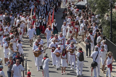 Fotos de la procesión de fiestas de Estella