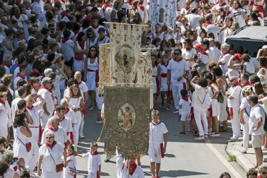 Fotos de la procesión de fiestas de Estella