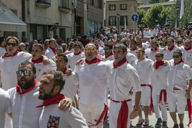 Todas las fotos de la pañuelada de fiestas de Estella 2019 en Diario de Navarra