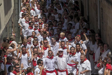 Todas las fotos de la pañuelada de fiestas de Estella 2019 en Diario de Navarra