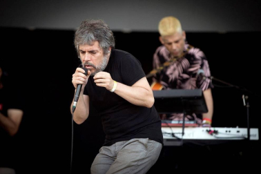 La playa de Burriana acogió las actuaciones de Jared Leto, Arnau Griso, Iván Ferreiro, Carolina Durante y Vetusta Morla, en la jornada de este sábado 3 de agosto.