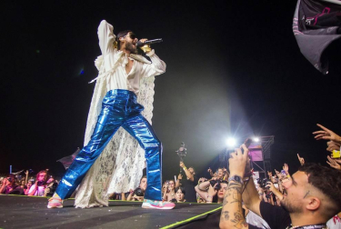 La playa de Burriana acogió las actuaciones de Jared Leto, Arnau Griso, Iván Ferreiro, Carolina Durante y Vetusta Morla, en la jornada de este sábado 3 de agosto.