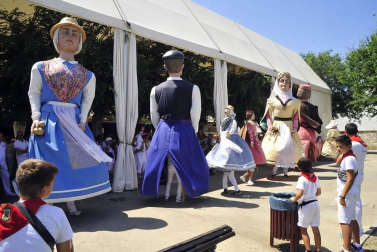 Todas las fotos del día de Navarra de fiestas de Carcastillo 2019