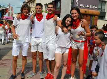 Todas las fotos del chupinazo de fiestas de Sartaguda 2019 en el Diario de Navarra