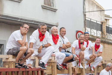Galería de fotos del Paloteado de fiestas de Fustiñana