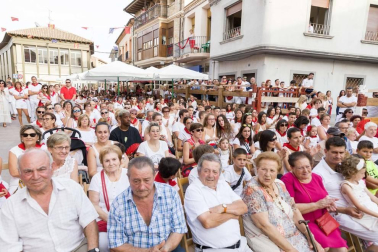 Galería de fotos del Paloteado de fiestas de Fustiñana