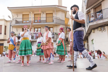Galería de fotos del Paloteado de fiestas de Fustiñana