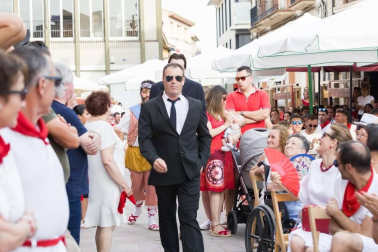 Galería de fotos del Paloteado de fiestas de Fustiñana