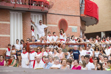 Galería de fotos del Paloteado de fiestas de Fustiñana