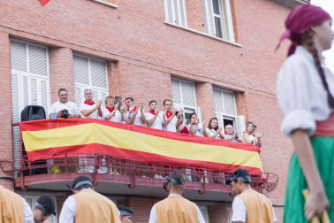 Galería de fotos del Paloteado de fiestas de Fustiñana