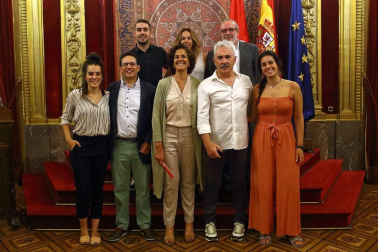 Los nuevos consejeros del Gobierno de Navarra tomaron posesión este miércoles rodeados de sus familiares