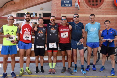 150 corredores en categoría absoluta y cerca de un centenar de niños participaron, el sábado 3 de agosto, en la edición número treinta y cinco de la popular carrera de la Joya de Fustiñana. Este año, además, la prueba ha sido elegida para estrenar el primer Circuito de running MD Ribera Sur.