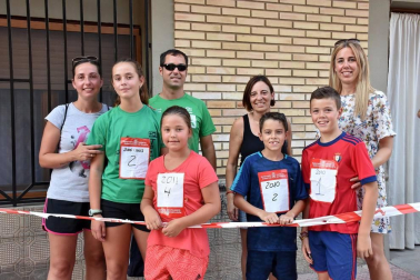 150 corredores en categoría absoluta y cerca de un centenar de niños participaron, el sábado 3 de agosto, en la edición número treinta y cinco de la popular carrera de la Joya de Fustiñana. Este año, además, la prueba ha sido elegida para estrenar el primer Circuito de running MD Ribera Sur.