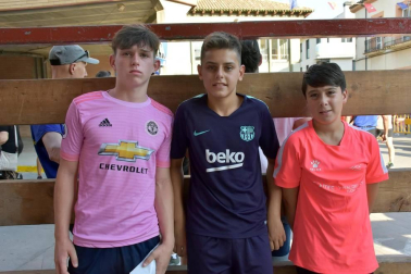 150 corredores en categoría absoluta y cerca de un centenar de niños participaron, el sábado 3 de agosto, en la edición número treinta y cinco de la popular carrera de la Joya de Fustiñana. Este año, además, la prueba ha sido elegida para estrenar el primer Circuito de running MD Ribera Sur.