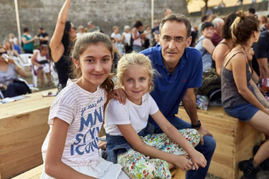 El festival Flamenco on Fire y la Sala Indara han organizado tres conciertos gratuitos que servirán de preludio a la llegada, el 20 de agosto, del reconocido festival flamenco. La actuación de La Negra y El Panky sirvió para abrir este ciclo previo, que contará también con la presencia de Paquete y los Porrina Jam y Las Migas.