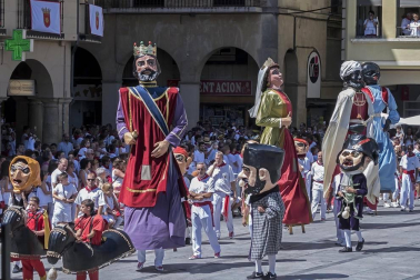 Todas las fotos de la despedida de los gigantes en fiestas de Estella en Diario de Navarra