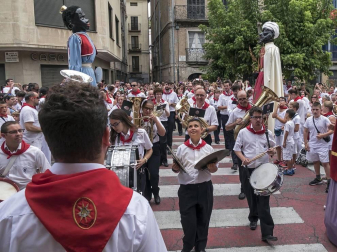 Todas las fotos de la despedida de los gigantes en fiestas de Estella en Diario de Navarra