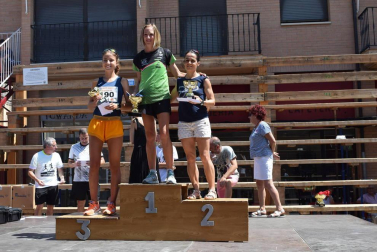 Participantes en la carrera popular disputada este domingo 11 de agosto.,