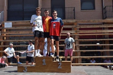 Participantes en la carrera popular disputada este domingo 11 de agosto.,