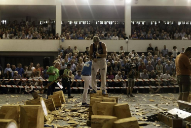 El festival de herri kirolak reunió a más de medio millar de personas en el frontón de la localidad navarra este domingo 11 de agosto.