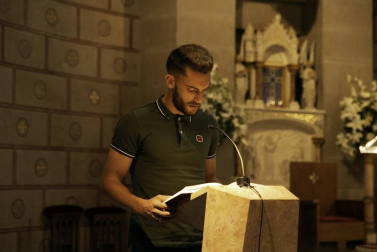 Fotos de la tradicional visita y ofrenda de la plantilla, cuerpo técnico y directivos de Osasuna a San Francisco Javier.