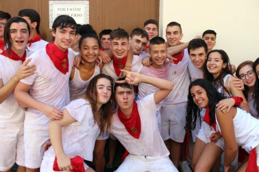 Todas las fotos del inicio de las fiestas de Los Arcos.