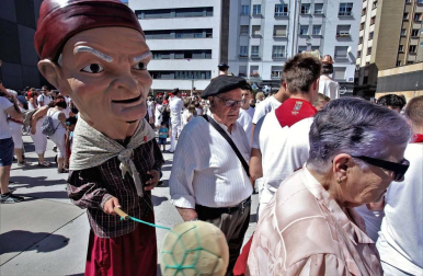 Todas las fotos del cohete de las fiestas de Burlada 2019 en Diario de Navarra