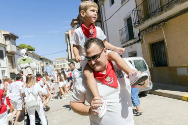 Todas las fotos del cohete de fiestas de Buñuel 2019