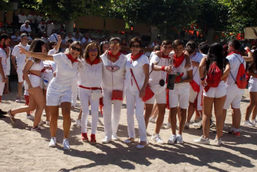 Todas las fotos del cohete de fiestas de Monteagudo 2019