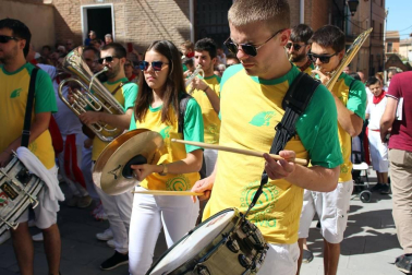 Todas las fotos del inicio de las fiestas de Los Arcos.