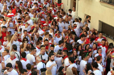 Todas las fotos del inicio de las fiestas de Los Arcos.