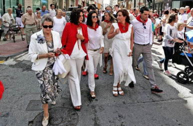 Fotos de la procesión del 15 de agosto de fiestas de Burlada