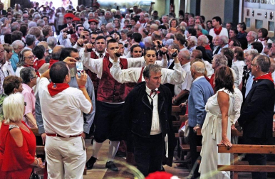 Fotos de la procesión del 15 de agosto de fiestas de Burlada